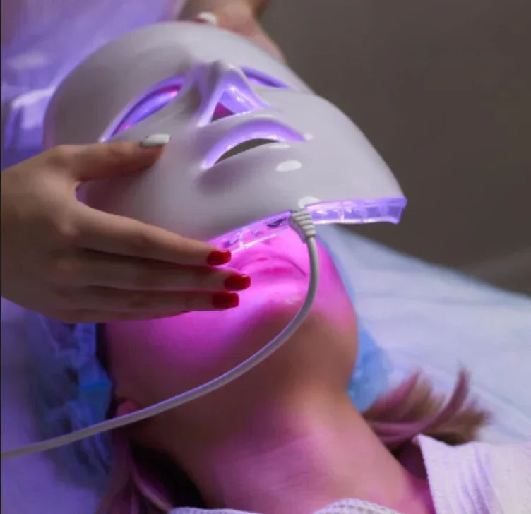 Máscara Facial de LED 7 Cores Sem Fio – Rejuvenescimento e Lifting de Pele